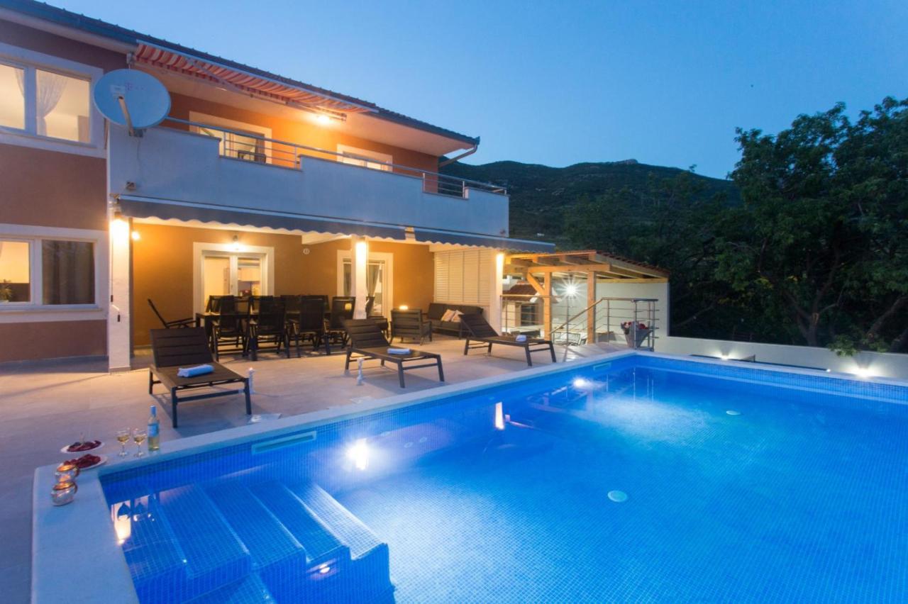 Villa Ivano With Sea&Mountain View Kaštel Stari Buitenkant foto