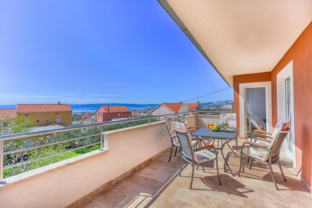 Villa Ivano With Sea&Mountain View Kaštel Stari Buitenkant foto