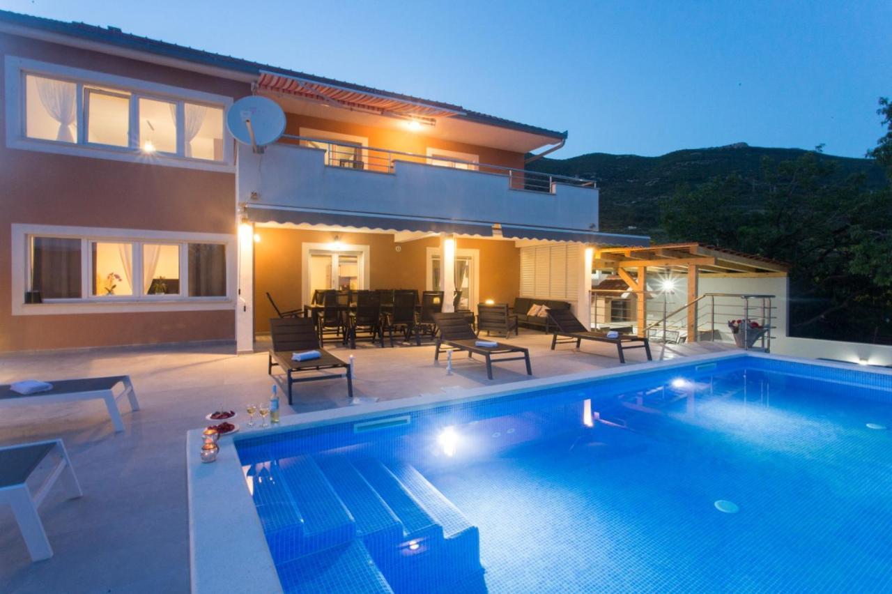 Villa Ivano With Sea&Mountain View Kaštel Stari Buitenkant foto